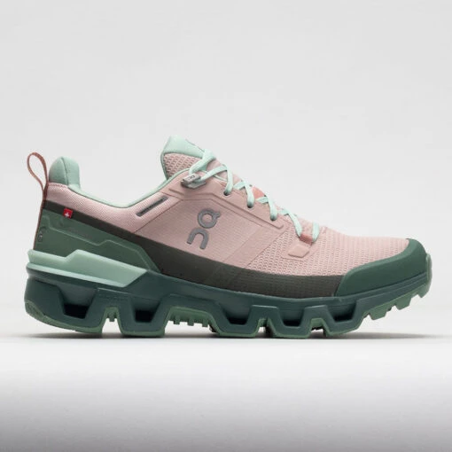 On Running On Cloudwander Waterproof Women's Doe/Ivy